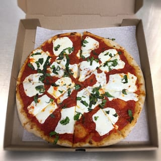 Margherita Pizza (Medium 11")